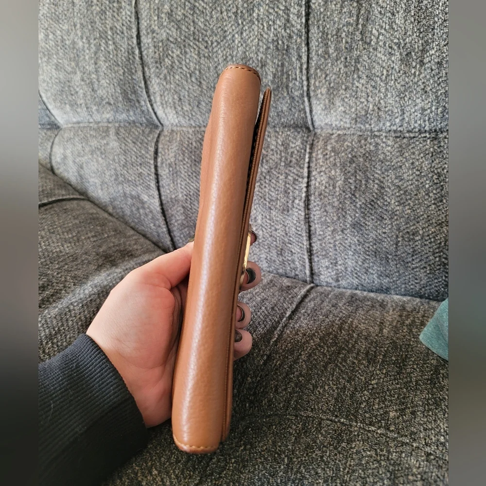 Michael Kors Fulton Leather Wallet - Picture 10 of 13